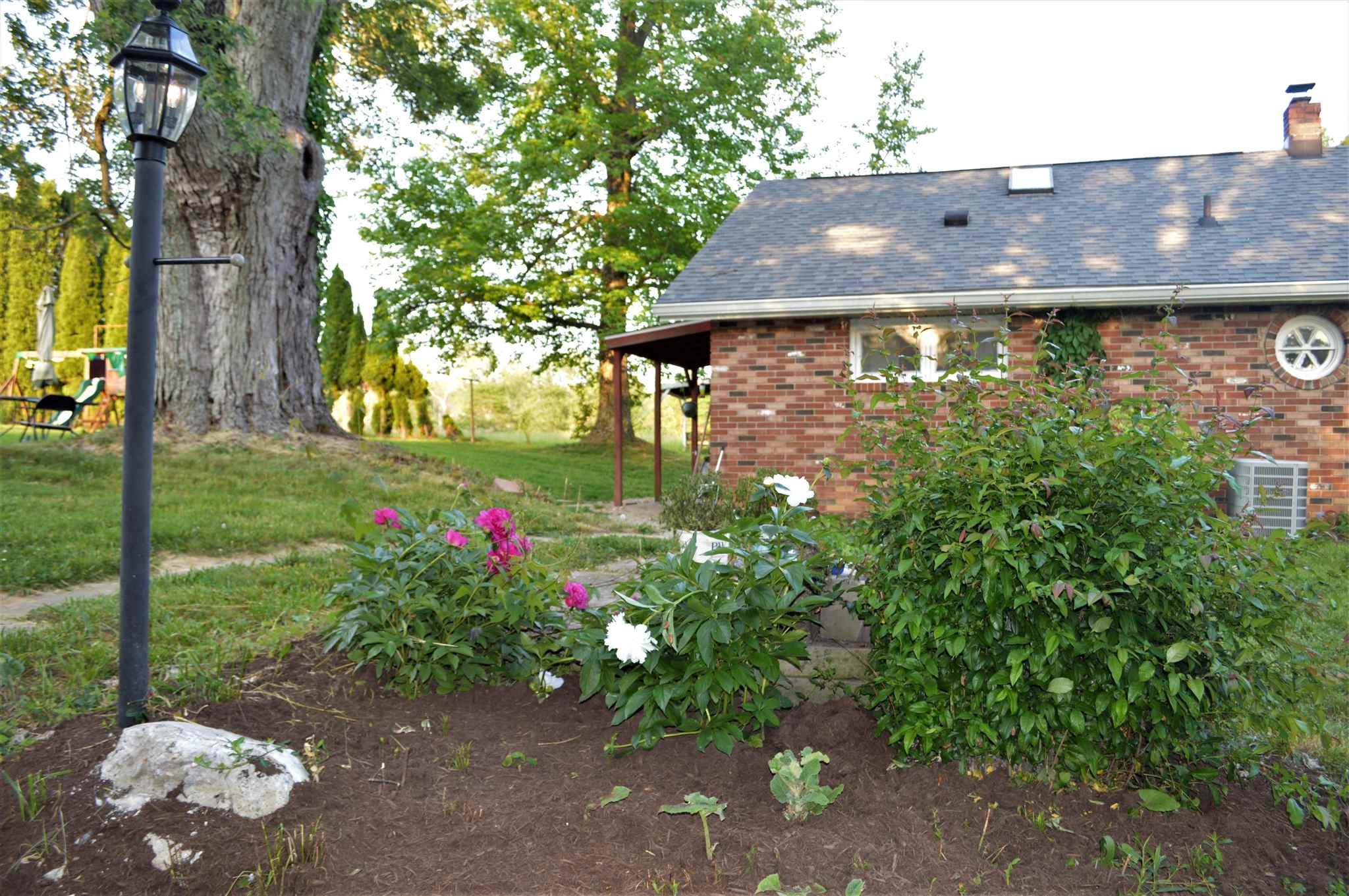 5707 South Handy Road Bloomington, IN 47401 - Photo 2 of 9