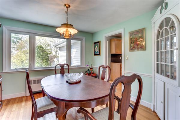 142 Parker Road Needham, MA 02494 - Photo 6 of 27