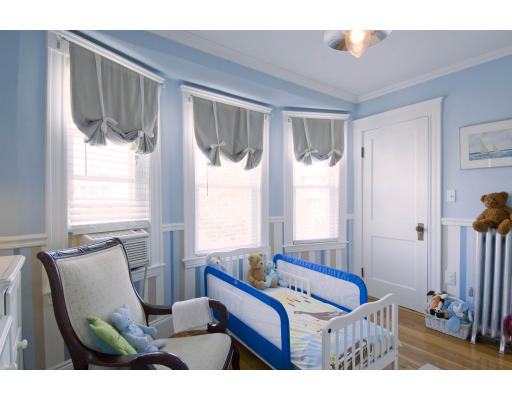 26 Bateswell Road Boston, MA 02124 - Photo 8 of 17 Gallery Image 8