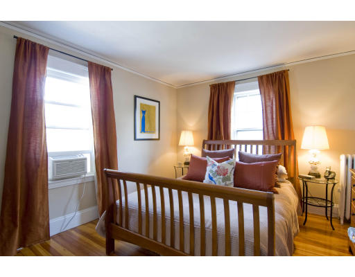 26 Bateswell Road Boston, MA 02124 - Photo 10 of 17 Gallery Image 10