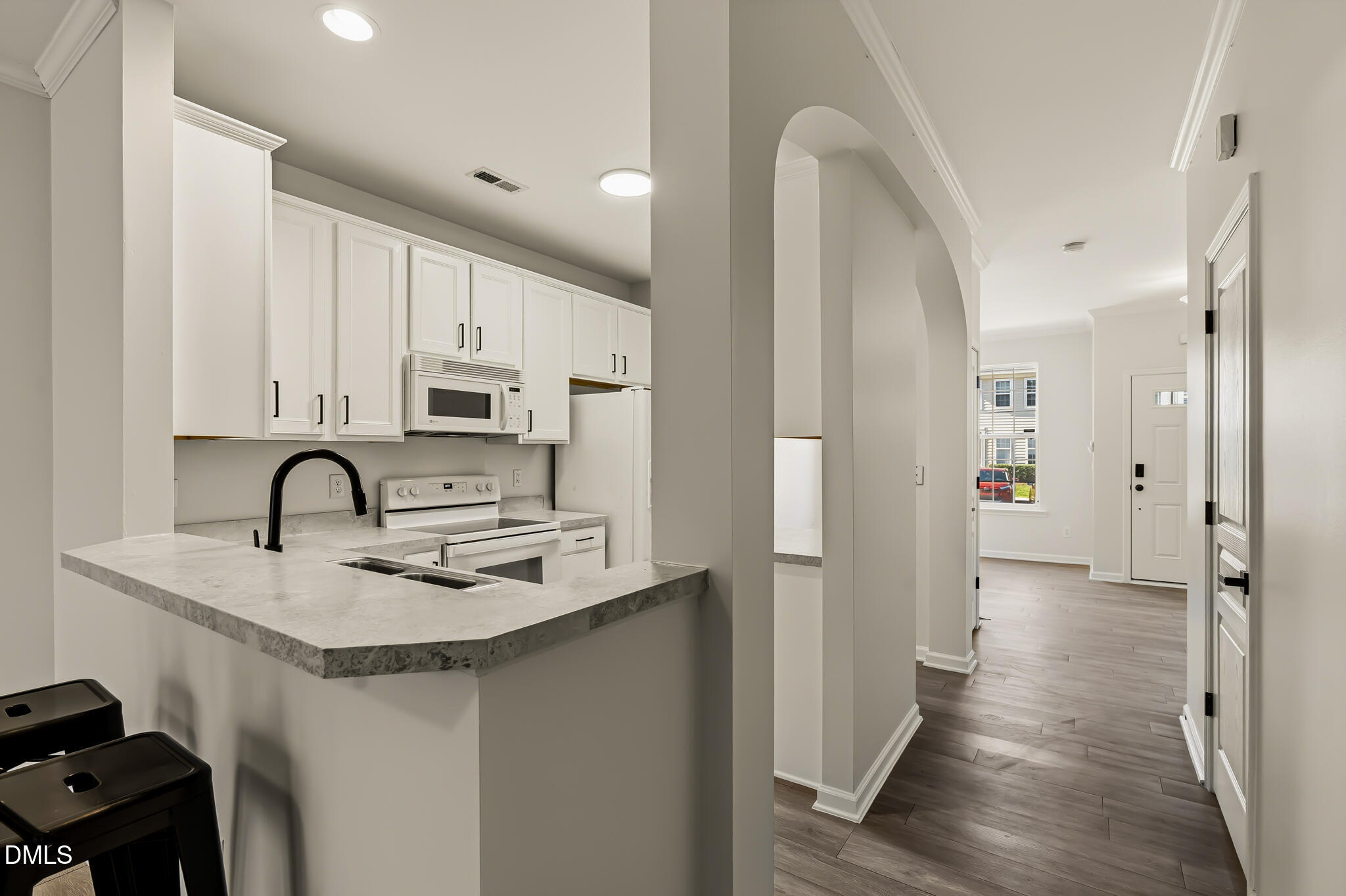 4536 Sugarbend Way Raleigh, NC 27606 - Photo 15 of 45 Kitchen