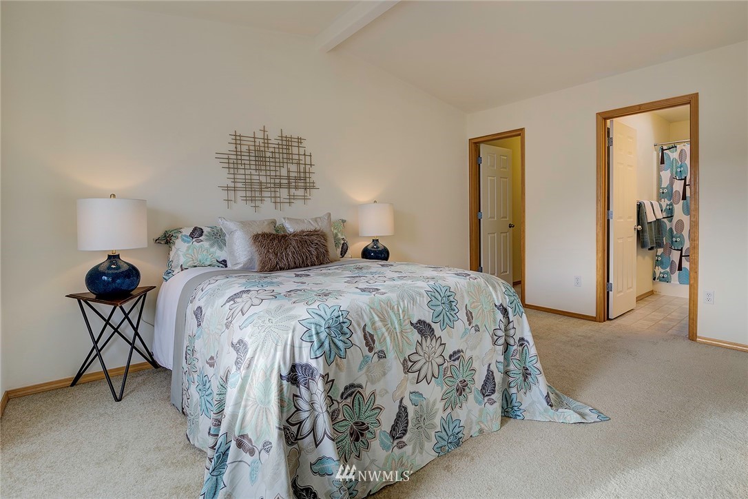 18609 10th Avenue Southeast Bothell, WA 98012 - Photo 18 of 25