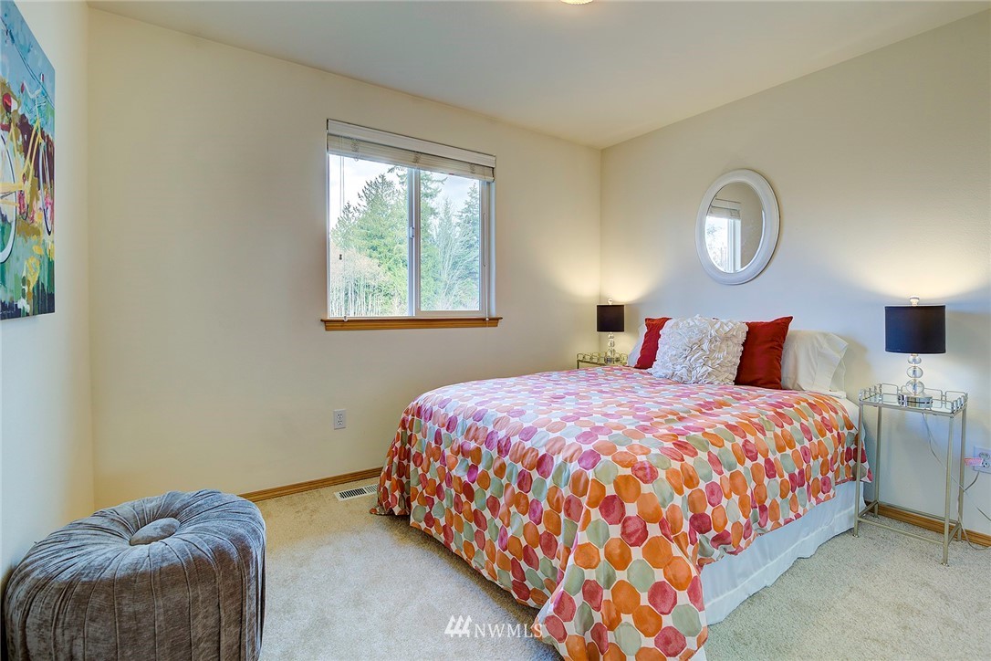 18609 10th Avenue Southeast Bothell, WA 98012 - Photo 20 of 25