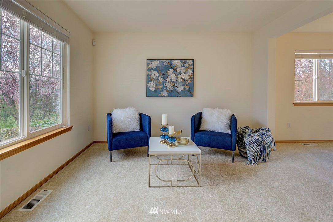 18609 10th Avenue Southeast Bothell, WA 98012 - Photo 3 of 25