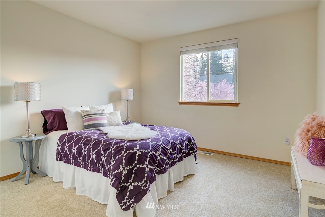 18609 10th Avenue Southeast Bothell, WA 98012 - Photo 21 of 25
