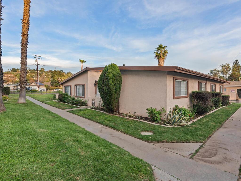 1019 Chestnut Street Escondido, CA 92025 - Photo 31 of 35 a front view of a house with garden