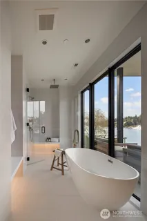$11,700,000 | 9810 Southeast Shoreland Drive, Bellevue, WA 98004