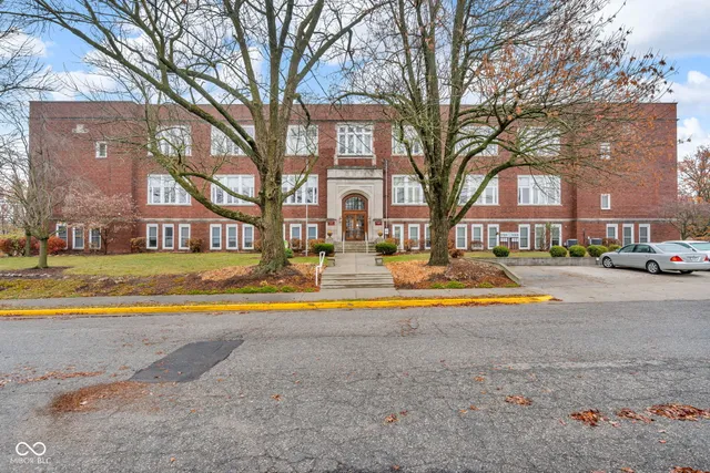 $214,900 | 111 South Spring Street, Unit G6, Greencastle, IN 46135