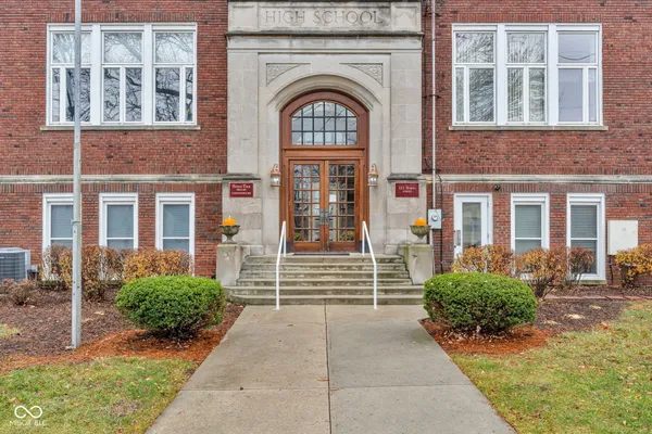 $199,900 | 111 South Spring Street, Unit G6, Greencastle, IN 46135