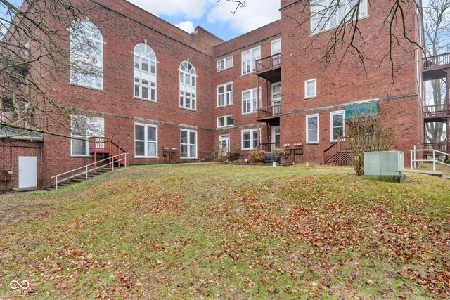 $214,900 | 111 South Spring Street, Unit G6, Greencastle, IN 46135