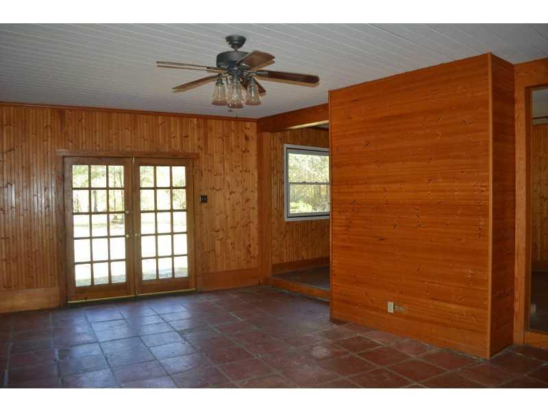 63055 Fish Hatchery Road Lacombe, LA 70445 - Photo 4 of 23 Gallery Image 4
