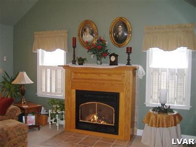 9103 Gackenbach Road Kempton, PA 19529 - Photo 7 of 22 Gallery Image 7
