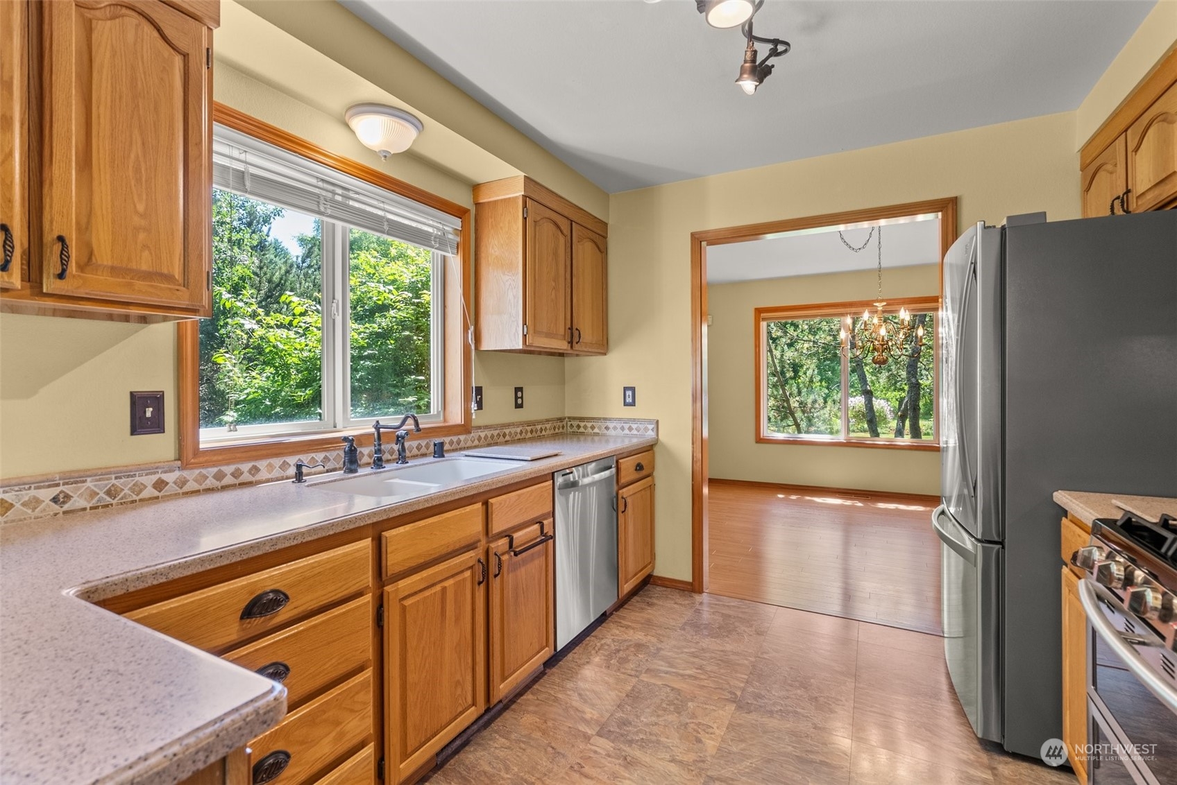 12501 Koeppen Road Southeast Rainier, WA 98576 - Photo 15 of 38 Gallery Image 15