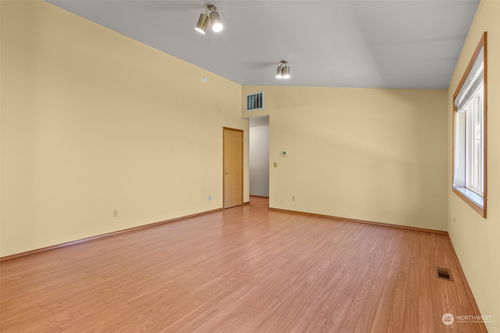 12501 Koeppen Road Southeast Rainier, WA 98576 - Photo 16 of 38 Gallery Image 16