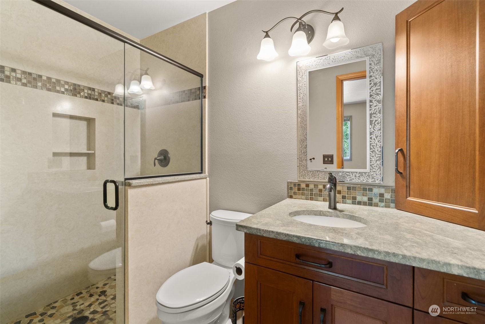 12501 Koeppen Road Southeast Rainier, WA 98576 - Photo 21 of 38 Gallery Image 21