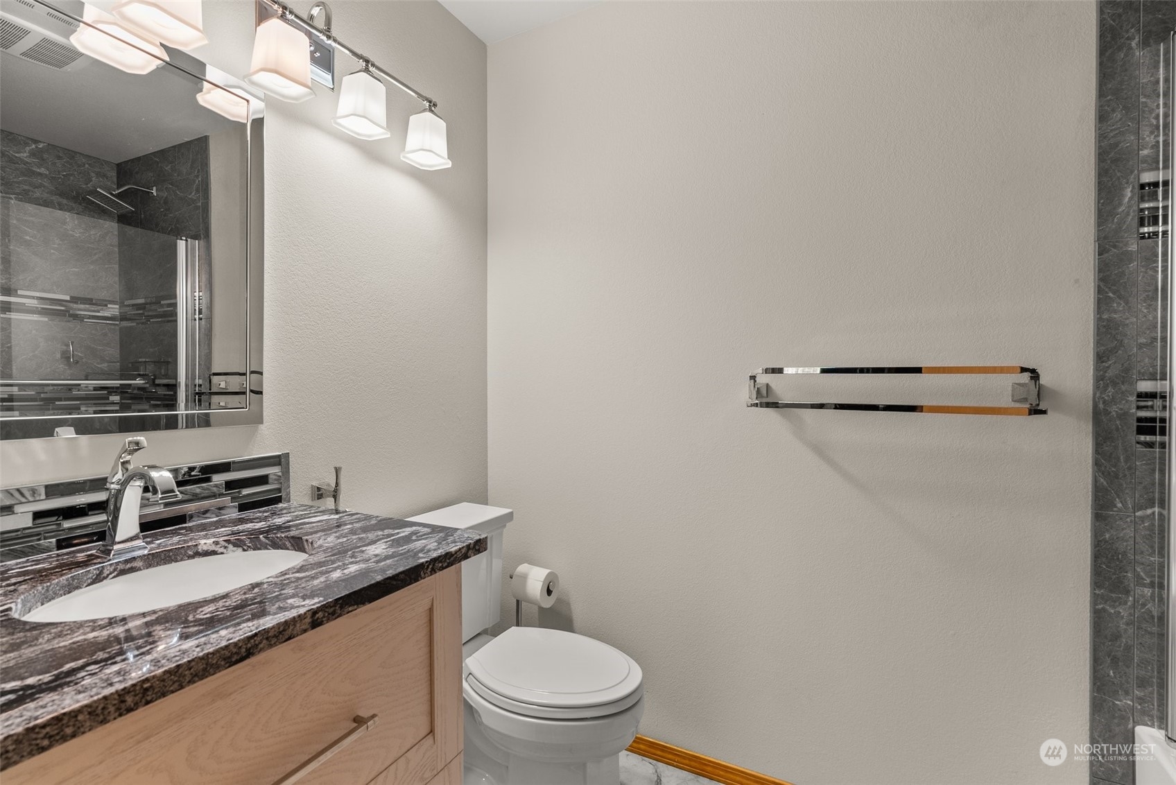 12501 Koeppen Road Southeast Rainier, WA 98576 - Photo 28 of 38 Gallery Image 28