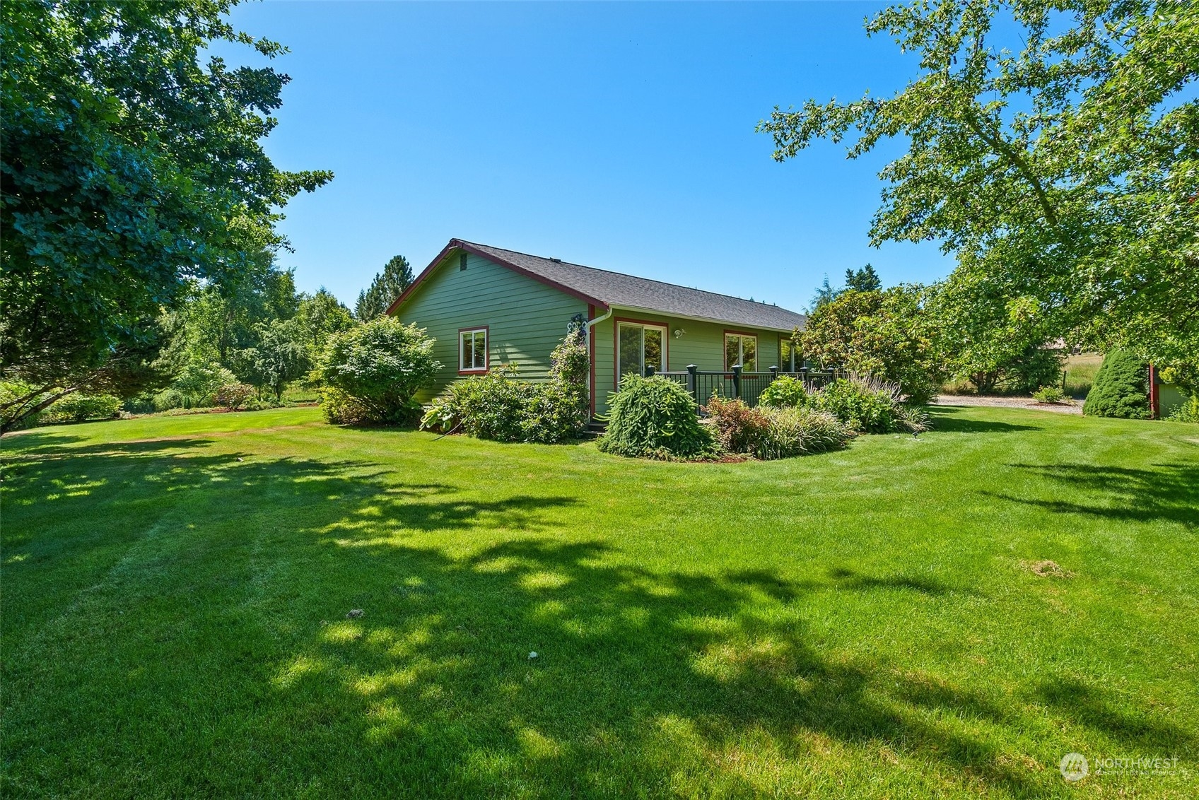 12501 Koeppen Road Southeast Rainier, WA 98576 - Photo 32 of 38 Gallery Image 32