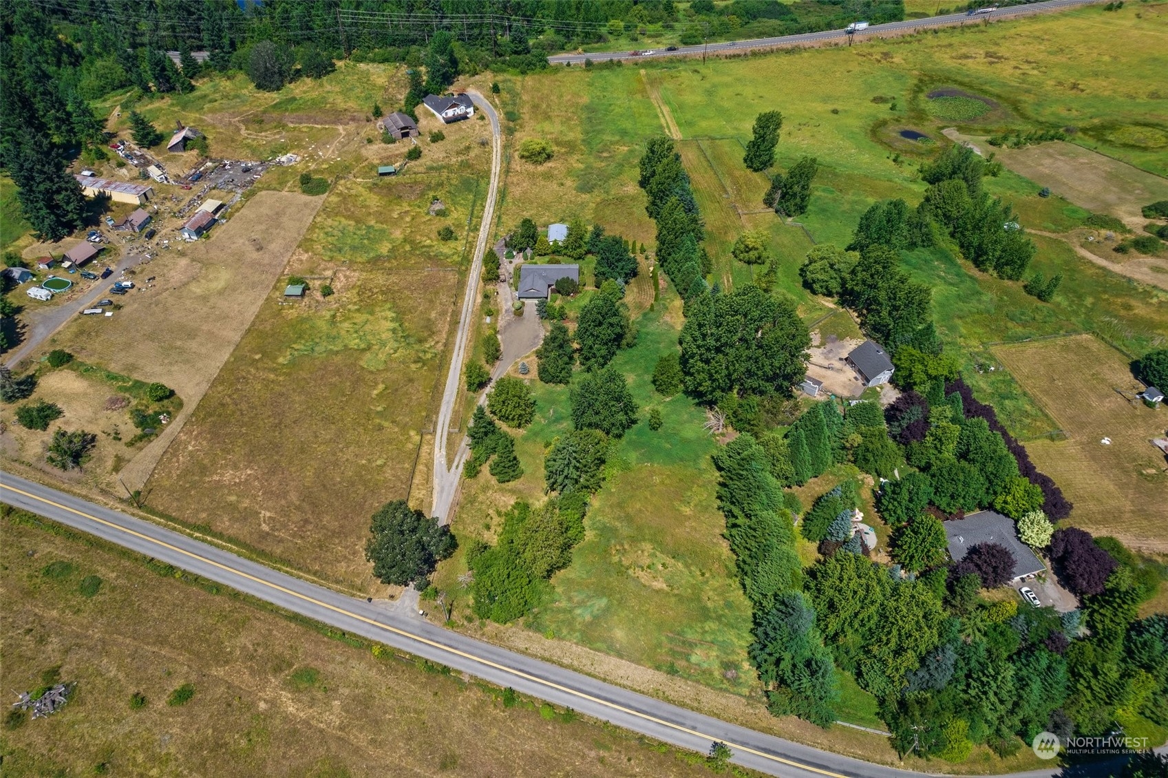 12501 Koeppen Road Southeast Rainier, WA 98576 - Photo 6 of 38 Gallery Image 6