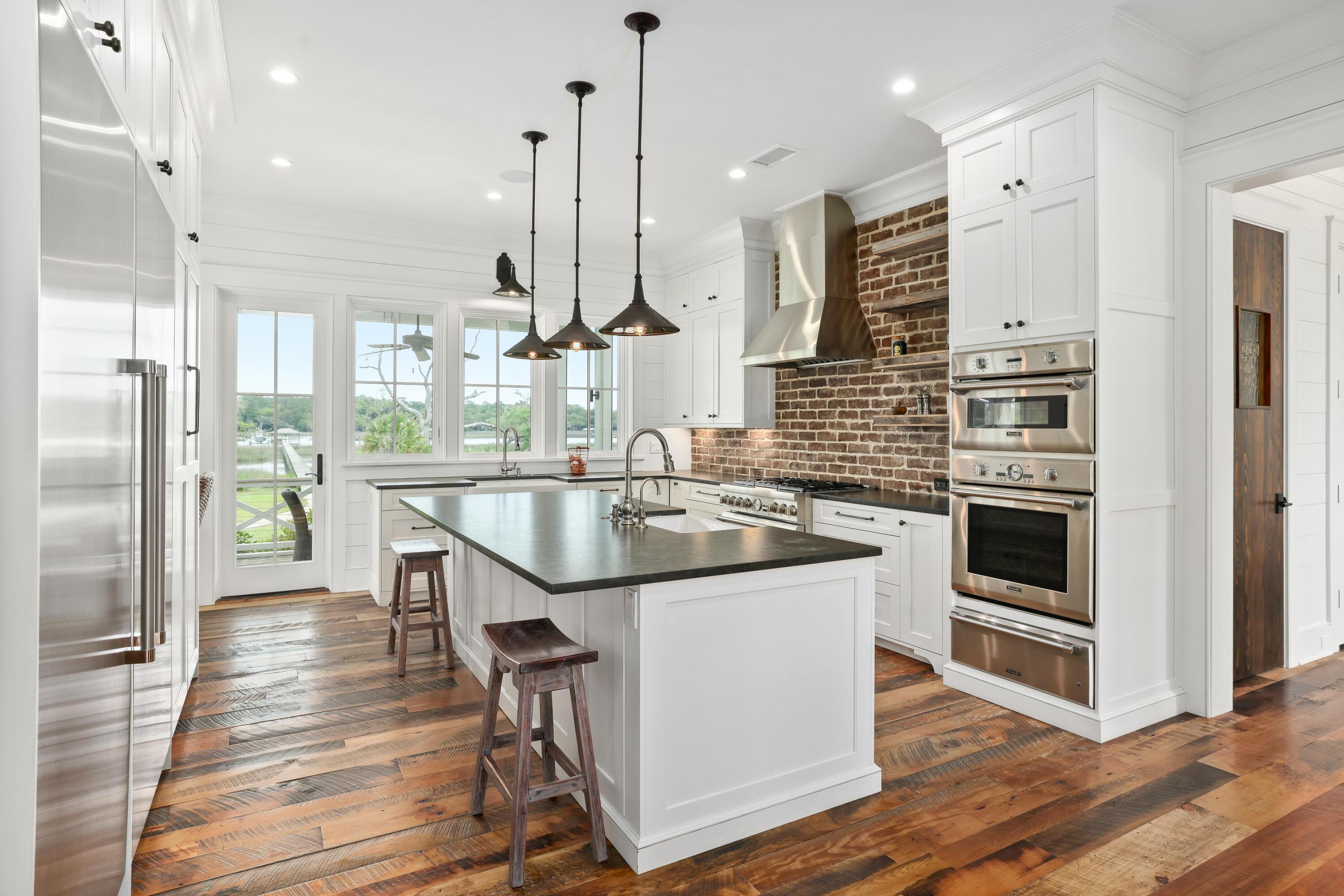 4855 Retriever Road Wadmalaw Island, SC 29487 - Photo 22 of 68 4855RetrieverRdMainHouse_17