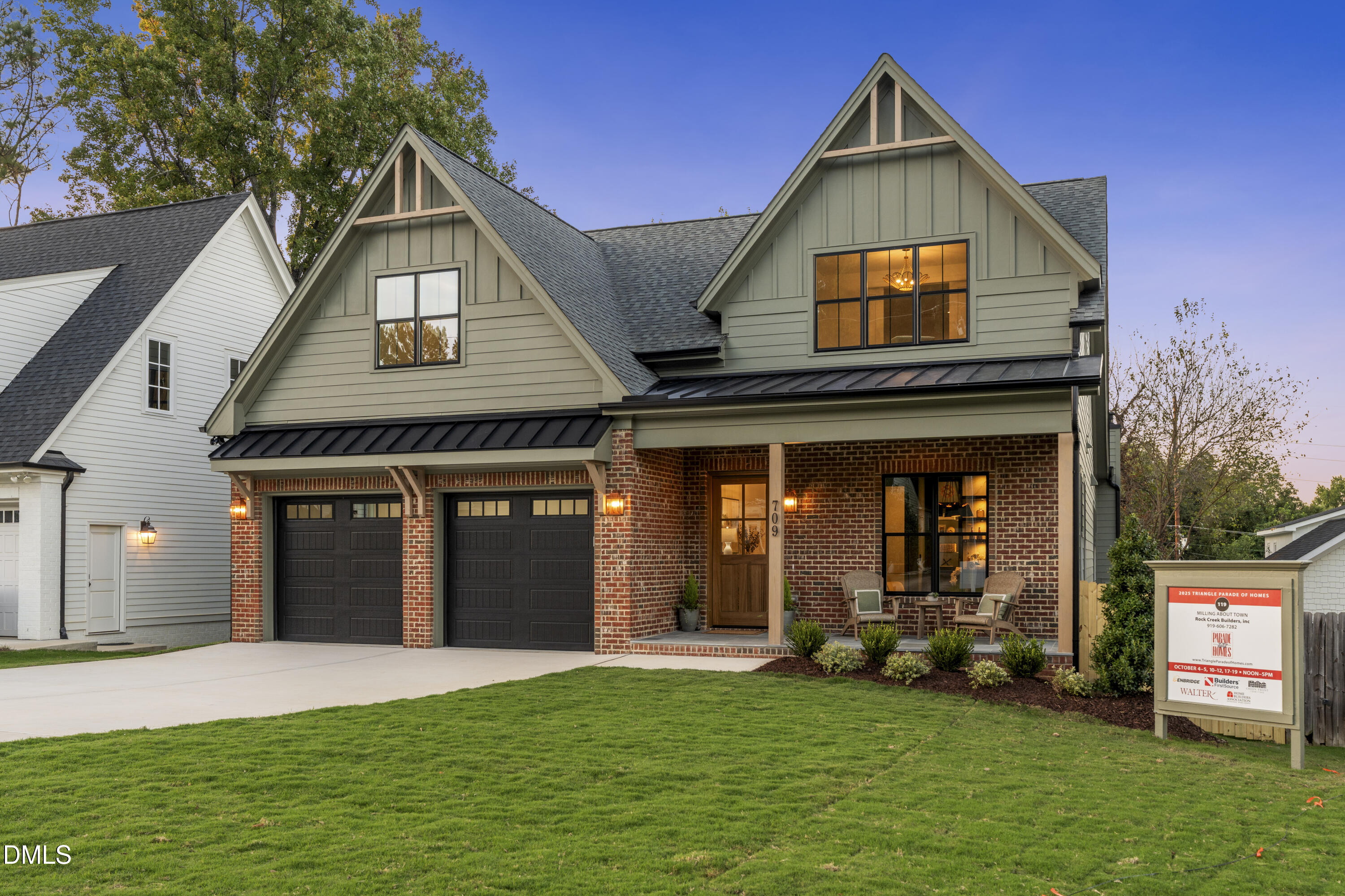 709 Mills Street Raleigh, NC 27608 - Photo 3 of 37 DSC04998