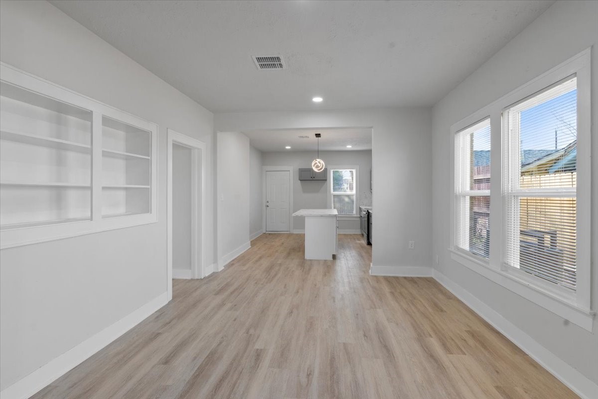 1118 Elliston Street Houston, TX 77023 - Photo 11 of 34