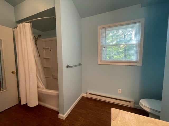 237 Rising Fawn Trail Roscommon, MI 48653 - Photo 39 of 54 Full Bathroom