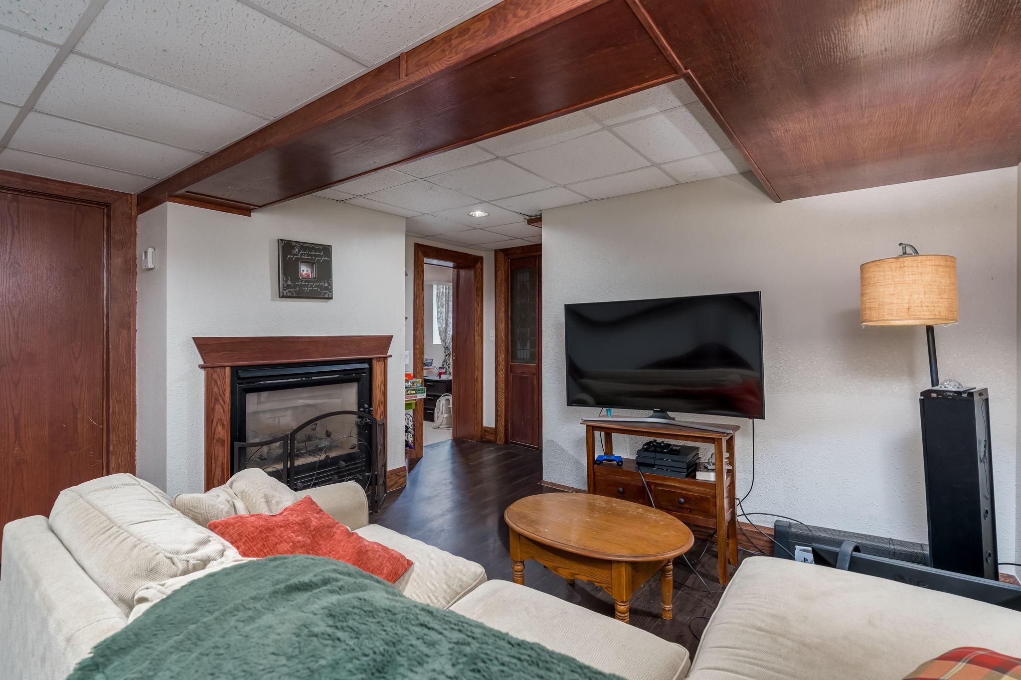 700 North State Street New Ulm, MN 56073 - Photo 10 of 42