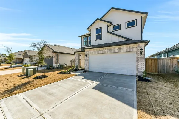 $378,990 | 4616 Mesquite Trail Blush, Pinehurst, TX 77362