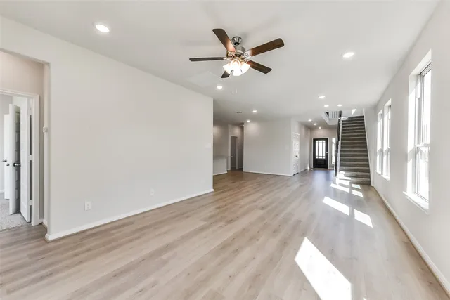 $394,045 | 4616 Mesquite Trail Blush, Pinehurst, TX 77362