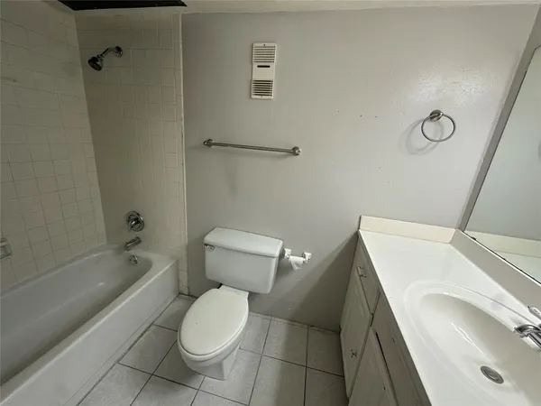 $85,000 | 16120 Stuebner Airline Road, Unit 202, Spring, TX 77379