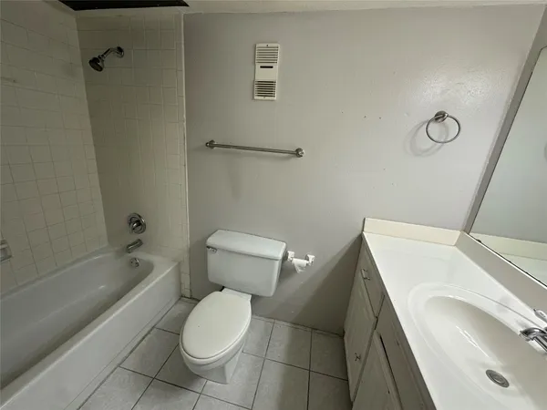 $75,000 | 16120 Stuebner Airline Road, Unit 202, Spring, TX 77379