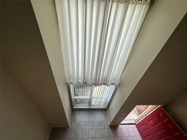 $85,000 | 16120 Stuebner Airline Road, Unit 202, Spring, TX 77379