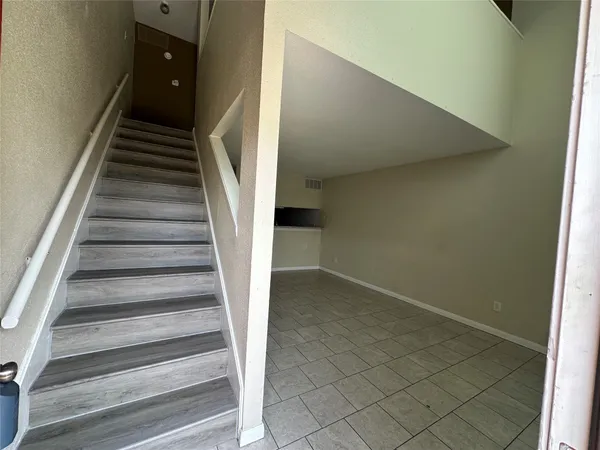 $75,000 | 16120 Stuebner Airline Road, Unit 202, Spring, TX 77379