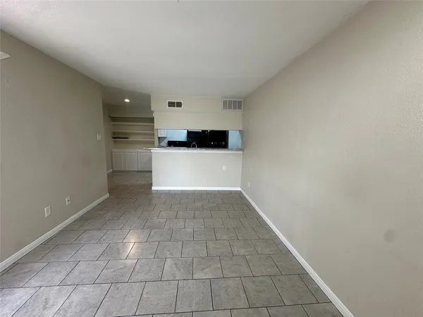 $85,000 | 16120 Stuebner Airline Road, Unit 202, Spring, TX 77379