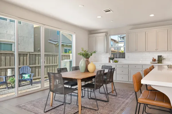 $1,150,000 | 2230 Cannery Loop, Davis, CA 95616