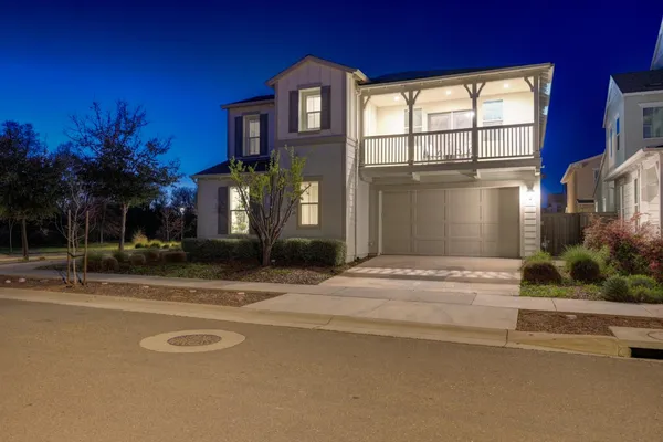 $1,150,000 | 2230 Cannery Loop, Davis, CA 95616