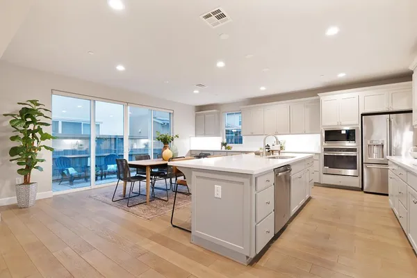 $1,150,000 | 2230 Cannery Loop, Davis, CA 95616