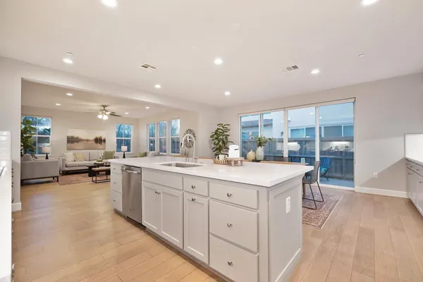 $1,150,000 | 2230 Cannery Loop, Davis, CA 95616
