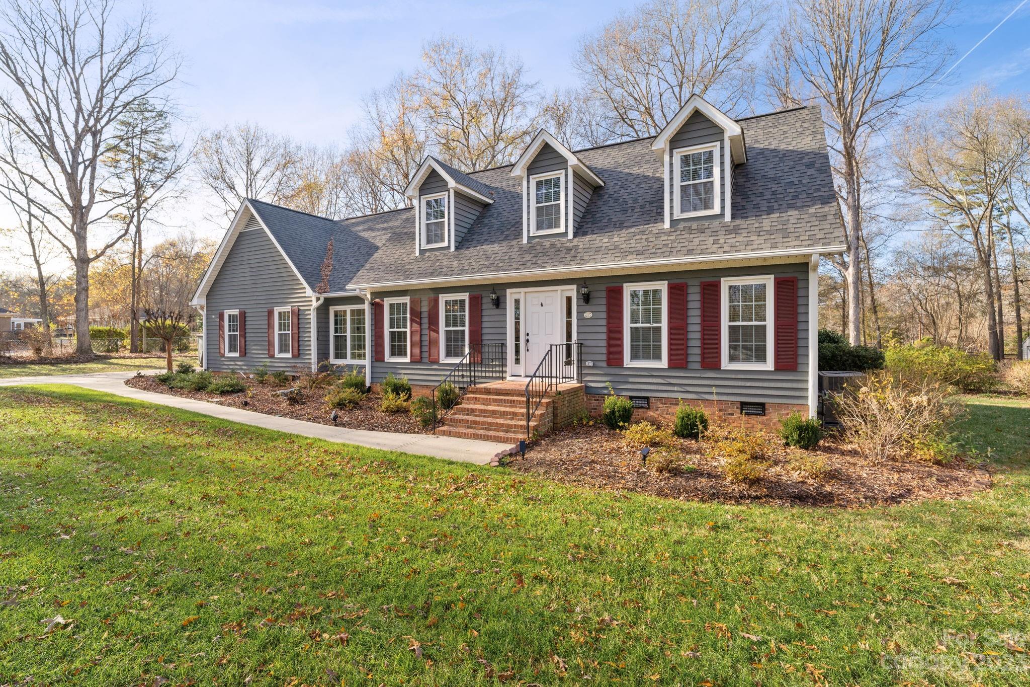 1164 Kimbrell Road Fort Mill, SC 29715 - Photo 4 of 47 Gallery Image 4