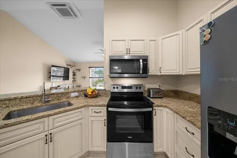 $284,900 | 391 Marion Oaks Pass, Ocala, FL 34473