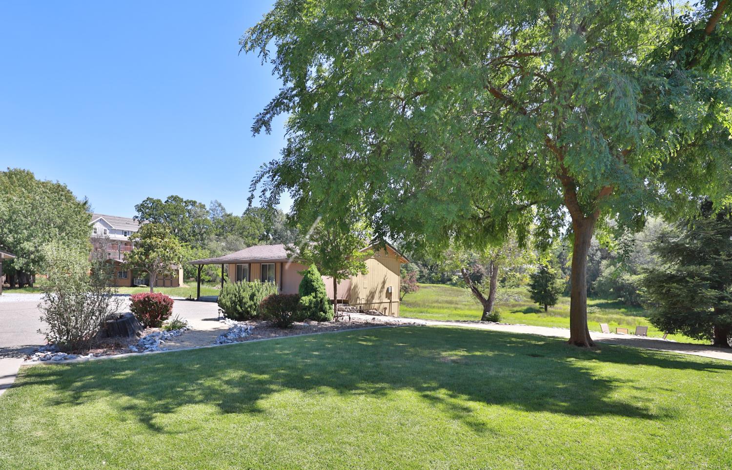 6490 Pleasant Valley Road Diamond Springs, CA 95619 - Photo 13 of 36