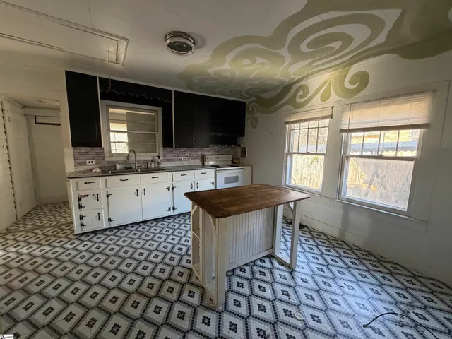 $165,000 | 210 Gridley Street, Greenville, SC 29609