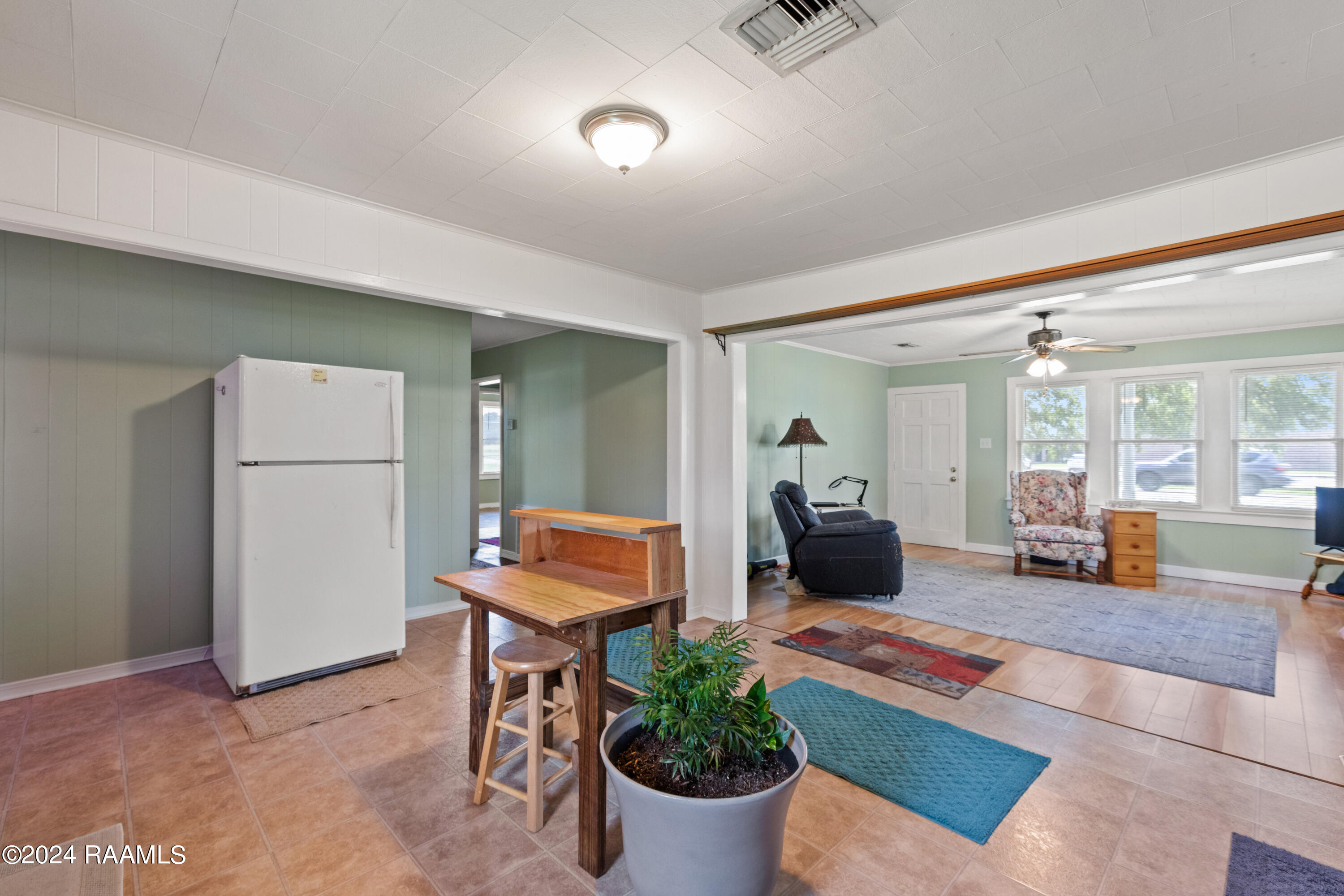 129 East Broussard Road Lafayette, LA 70503 - Photo 33 of 40 129EBroussard-54