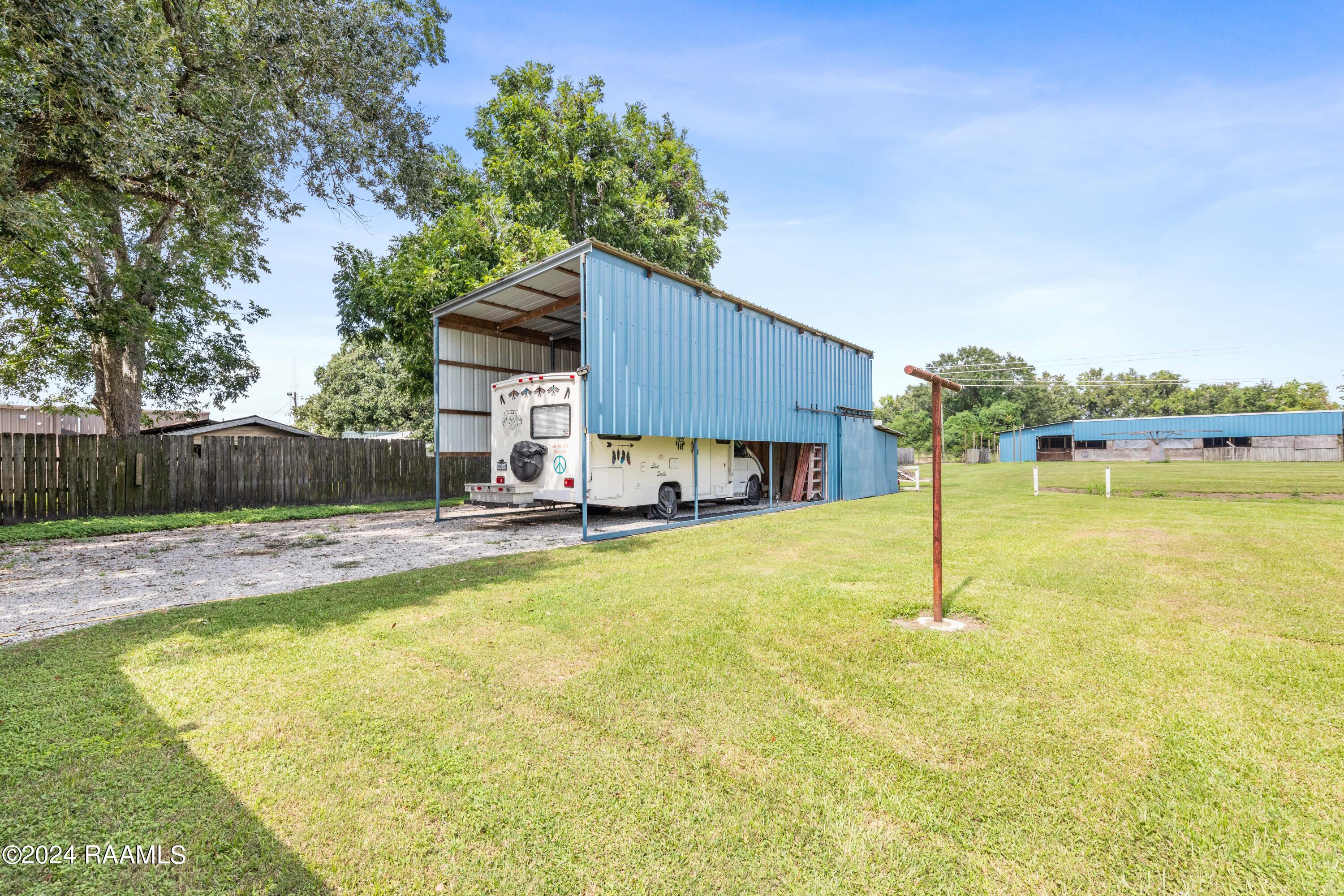 129 East Broussard Road Lafayette, LA 70503 - Photo 8 of 40 129EBroussard-9