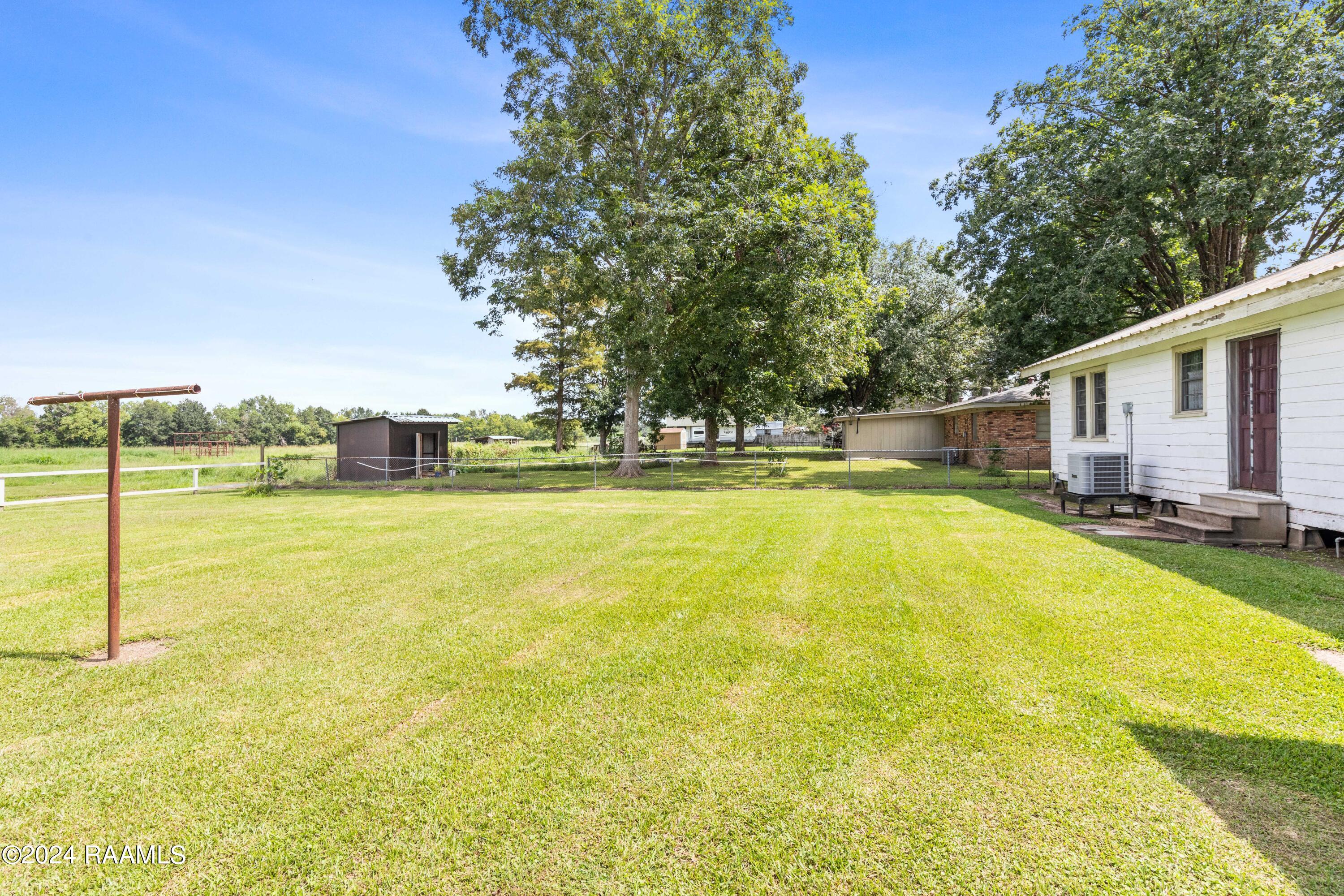 129 East Broussard Road Lafayette, LA 70503 - Photo 9 of 40 129EBroussard-10