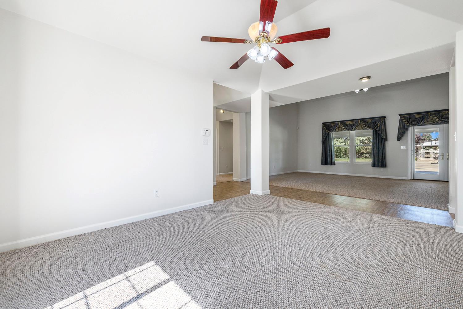 16673 La Canada Road Madera, CA 93636 - Photo 12 of 73
