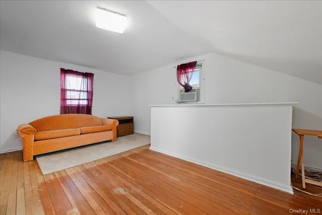 $625,000 | 2522 Hewlett Lane, Bellmore, NY 11710