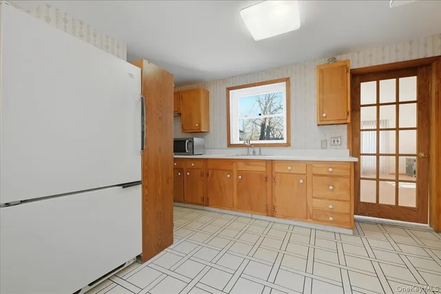 $625,000 | 2522 Hewlett Lane, Bellmore, NY 11710