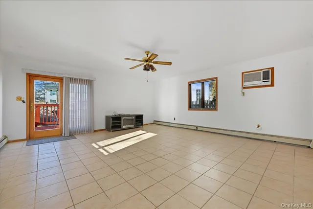 $625,000 | 2522 Hewlett Lane, Bellmore, NY 11710