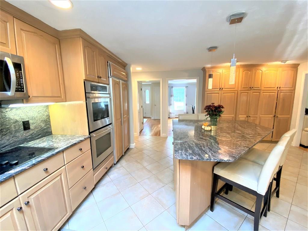 86 Willow Ridge Road North Andover, MA 01845 - Photo 10 of 42 Gallery Image 10